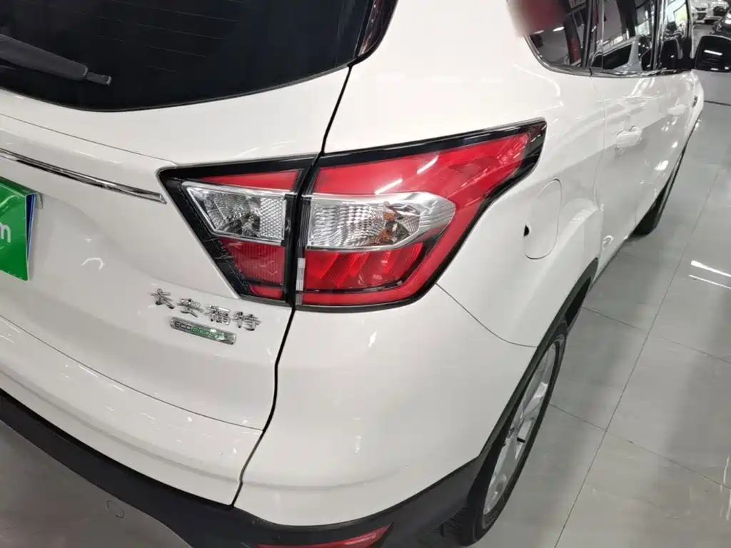 Ford Kuga 2018 2018 EcoBoost 180 FWD Platinum Wing