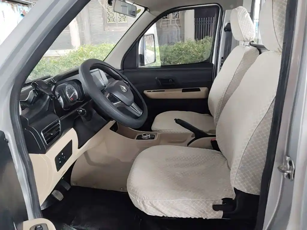 Photo 17 - Changan Kuayue Xinbao T3 EV