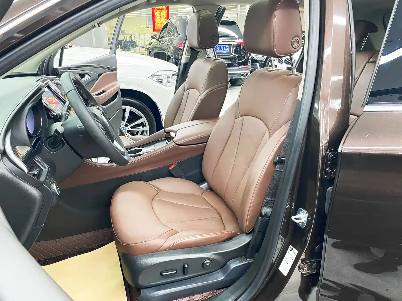 Фото 16 - Buick Envision Plus
