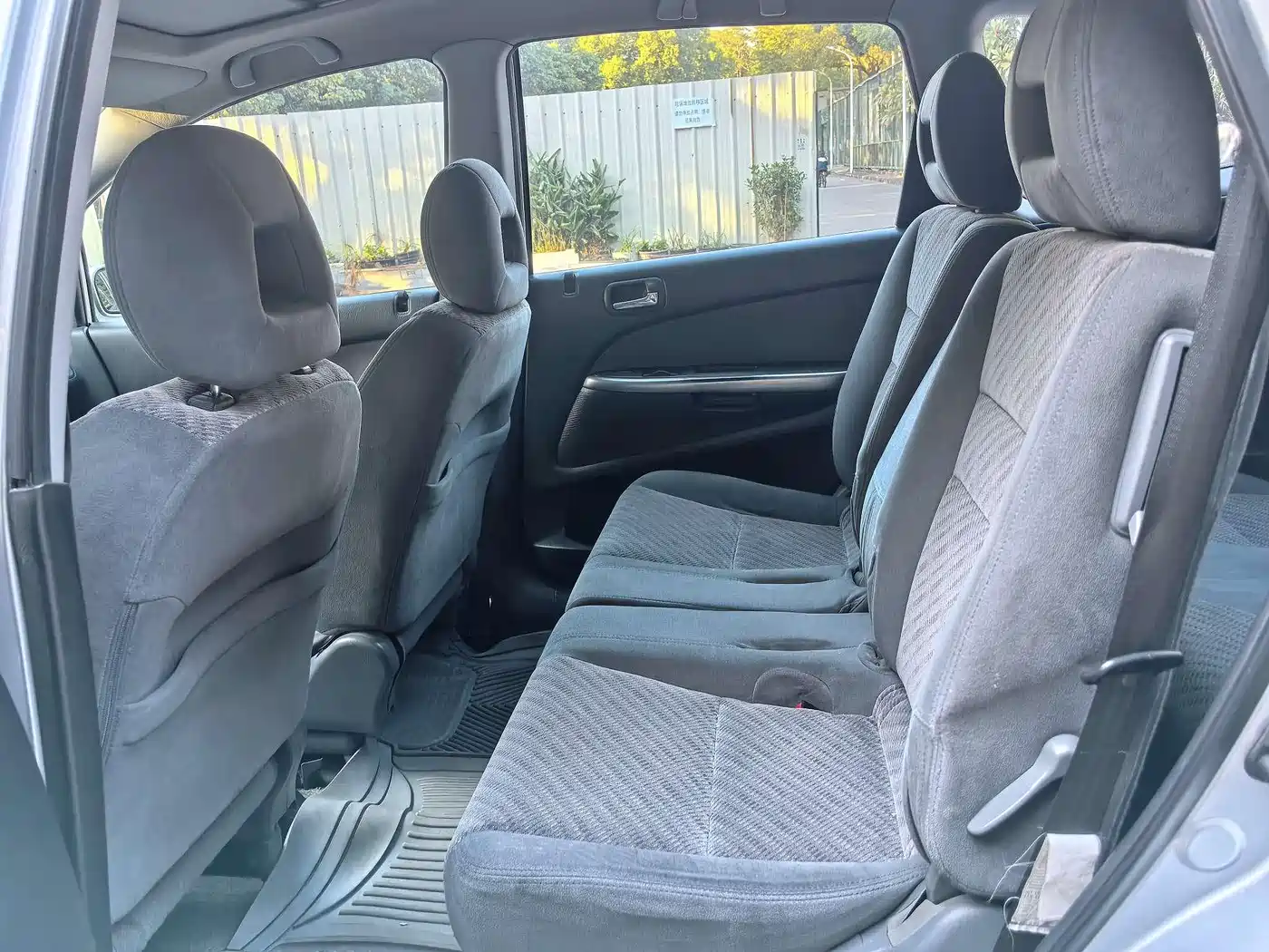 Honda Stream 2004 2.0 AT фото 15