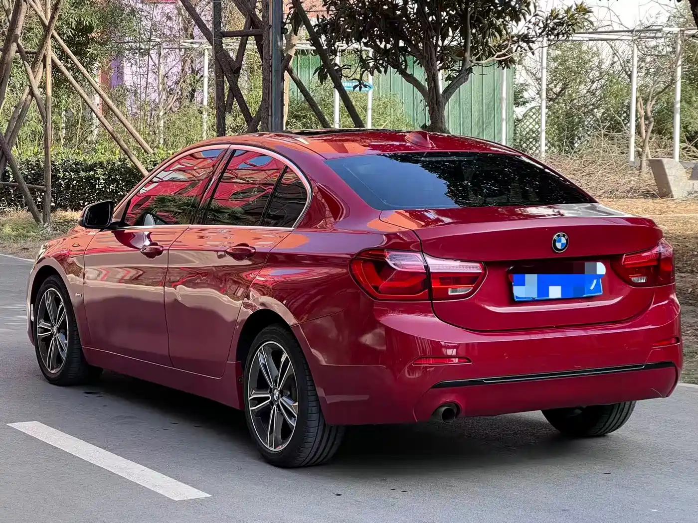BMW 1 Series 2018 118i Sport Edition фото 4