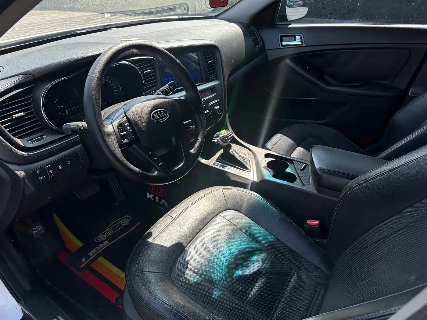 Kia K5 2012 2.0L Automatic DLX Special Edition фото 9