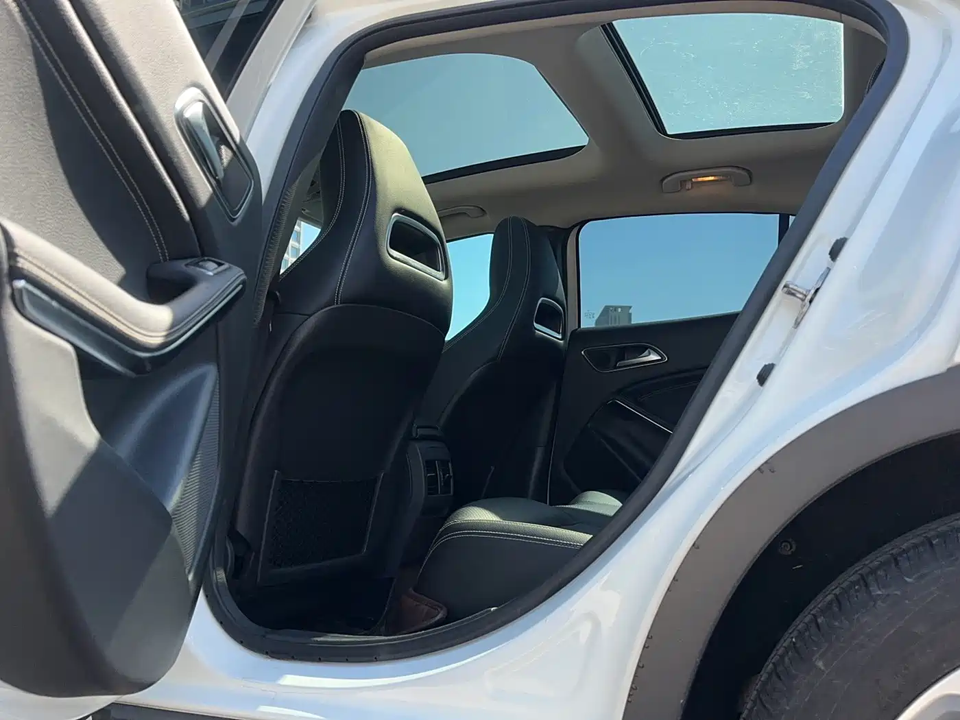 Mercedes-Benz GLA 2018 GLA 200 Dynamic фото 19