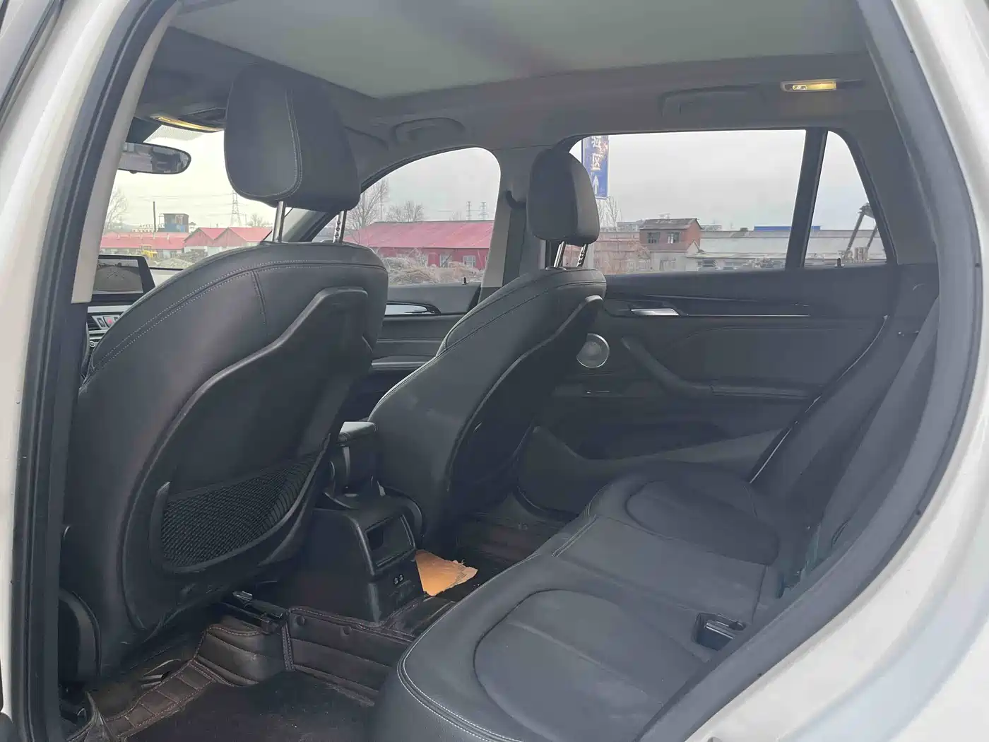BMW X1 2022 sDrive20Li Fashion фото 18