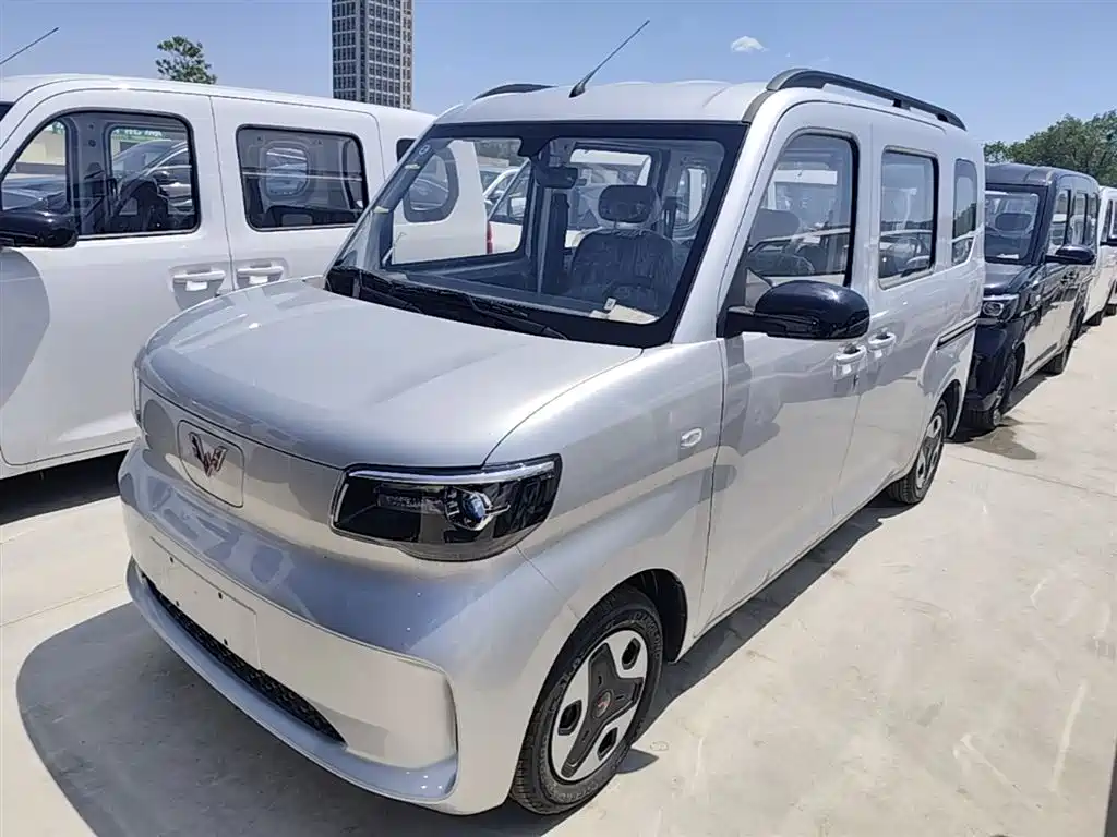 Wuling Motors Wuling Zhiguang NEV 2026 2025 Model Comfort