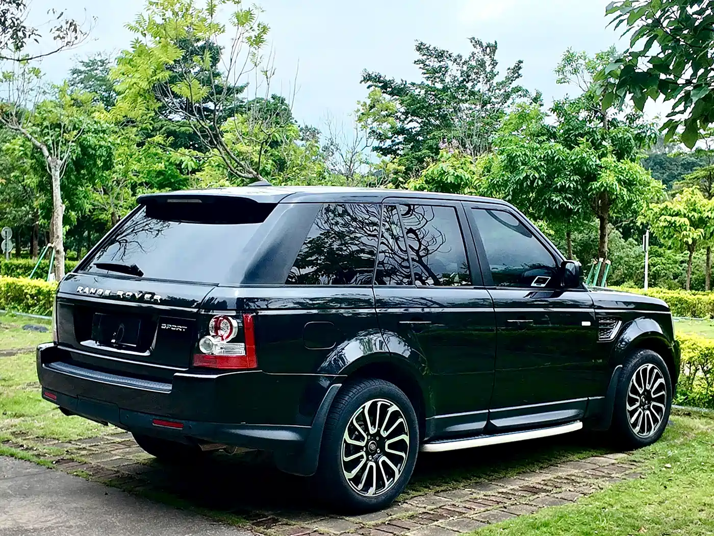 Land Rover Range Rover Sport 2011 2011 5.0 NA V8 HSE