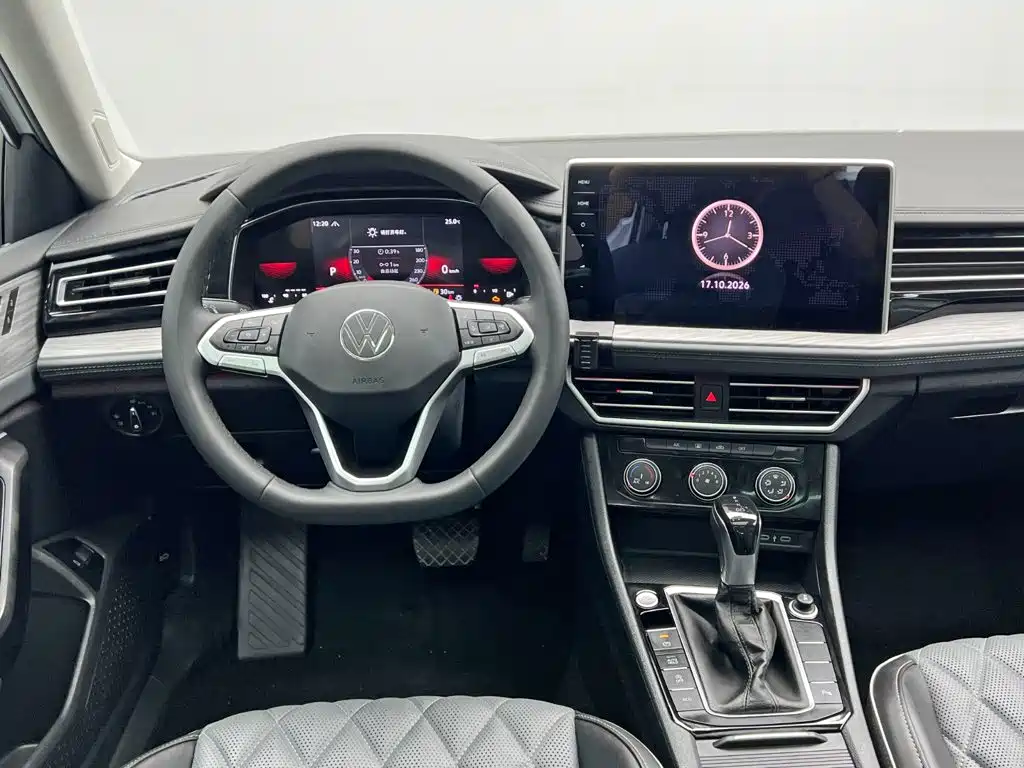 Photo 19 - Volkswagen Sagitar