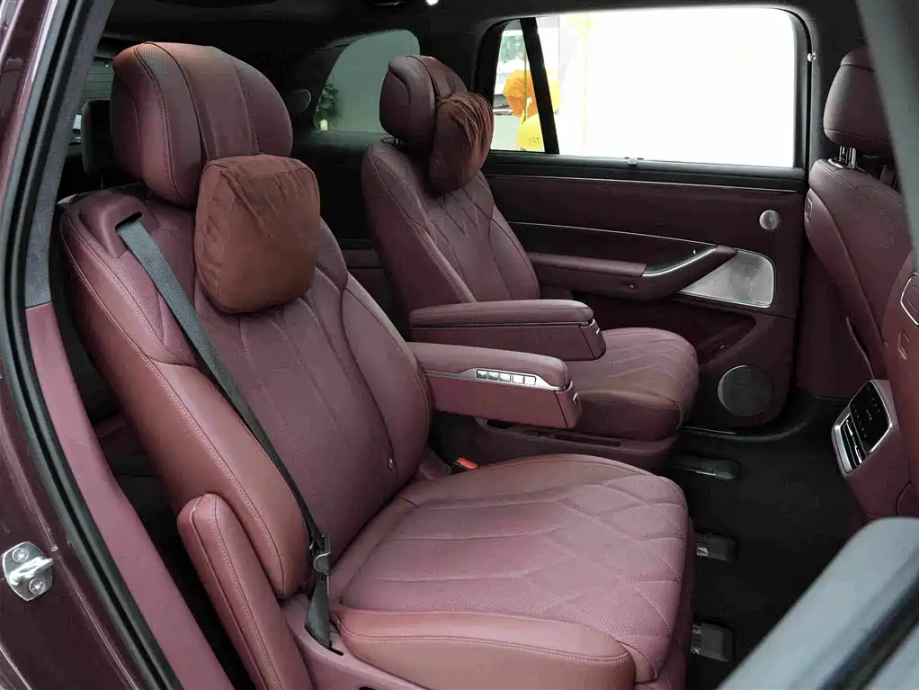 Aito AITO M8 2025 2025 Extended Range Ultra 53.4kWh 6-Seater
