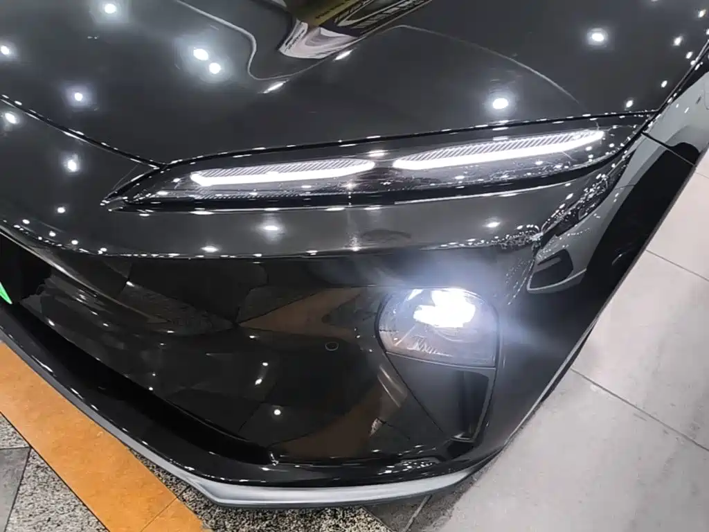 Фото 24 - NIO ET5T