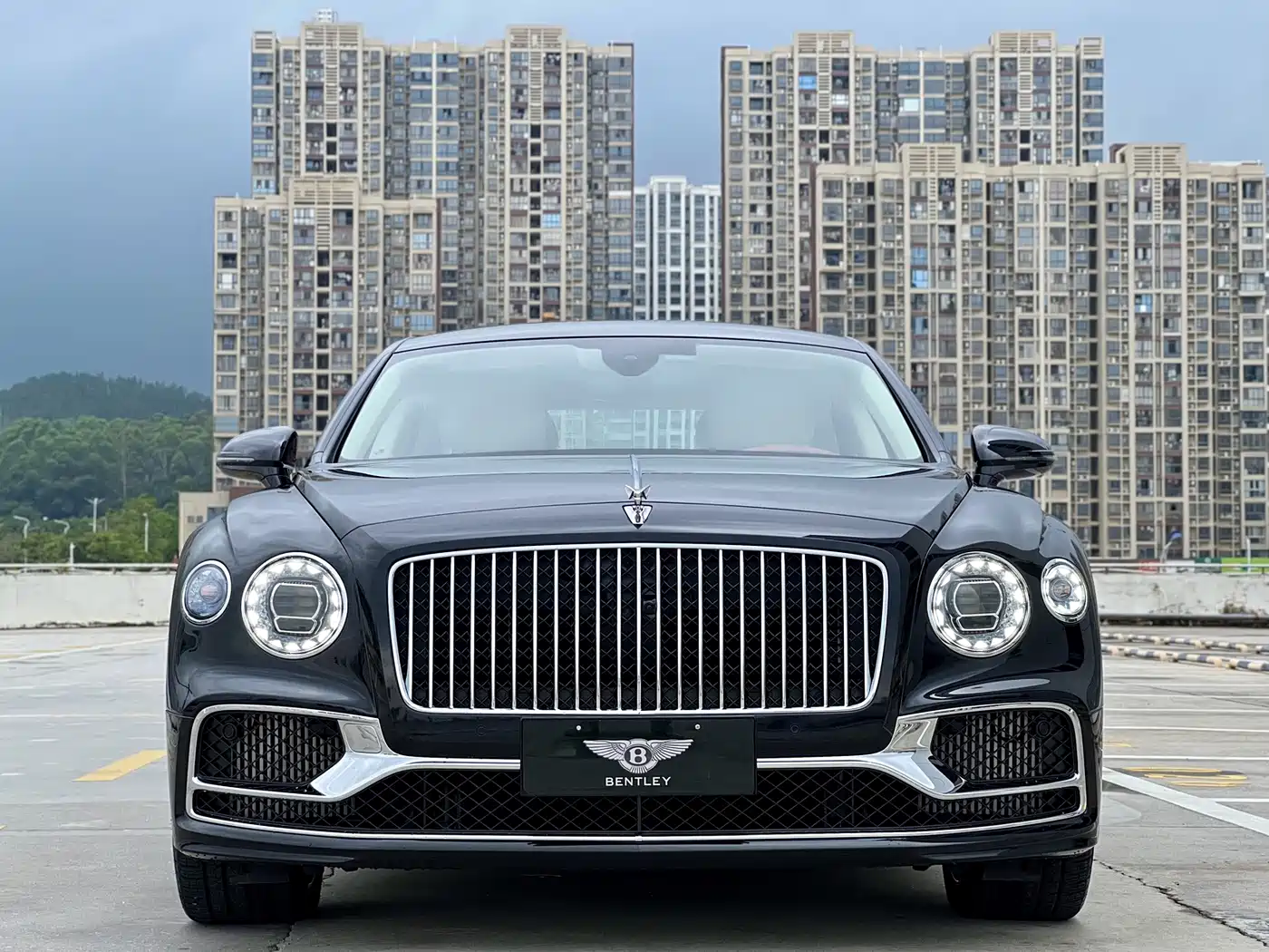 2025 Bentley Flying Spur