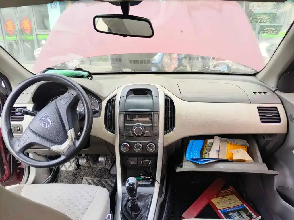 Baojun 630 2013 2012 1.5L DVVT Manual Standard Model
