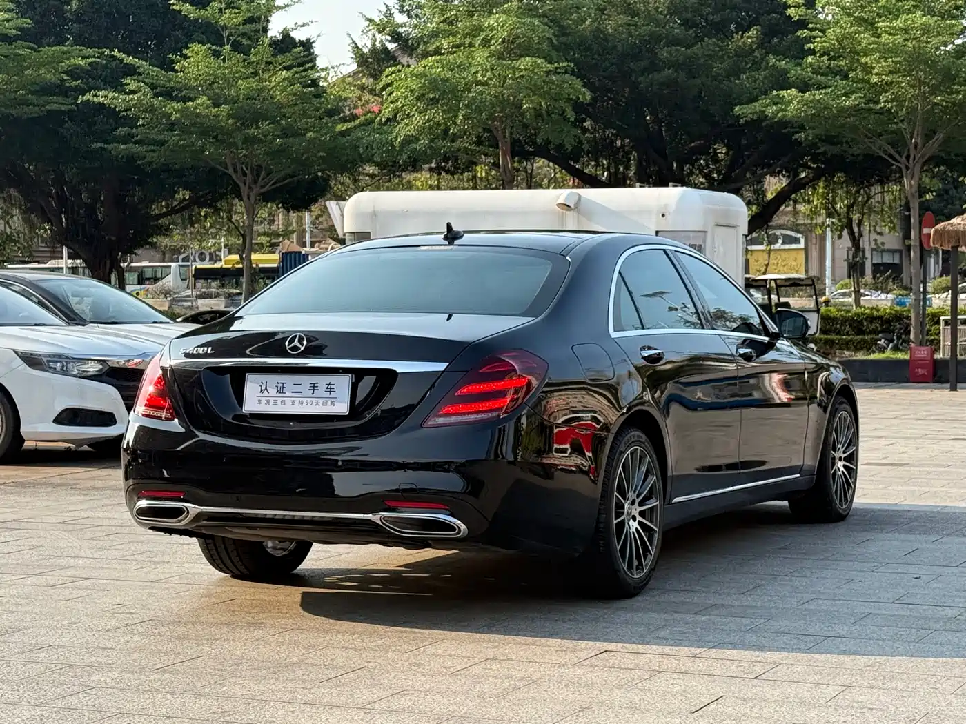 Mercedes-Benz S-Class 2014 S 400 L Premium фото 17