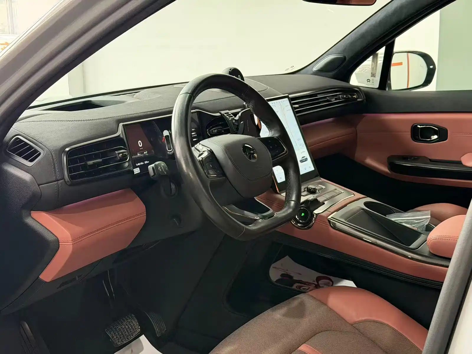 Фото 7 - NIO EC6