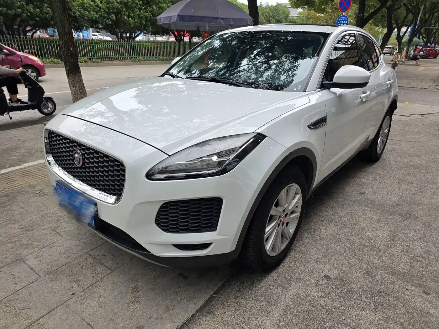 Jaguar E-PACE 2018 — пригон из Китая