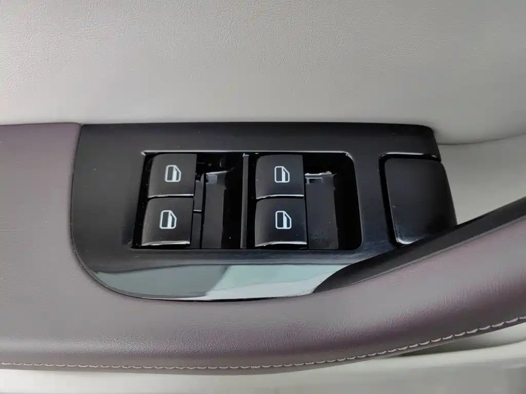 Photo 9 - Leapmotor C11