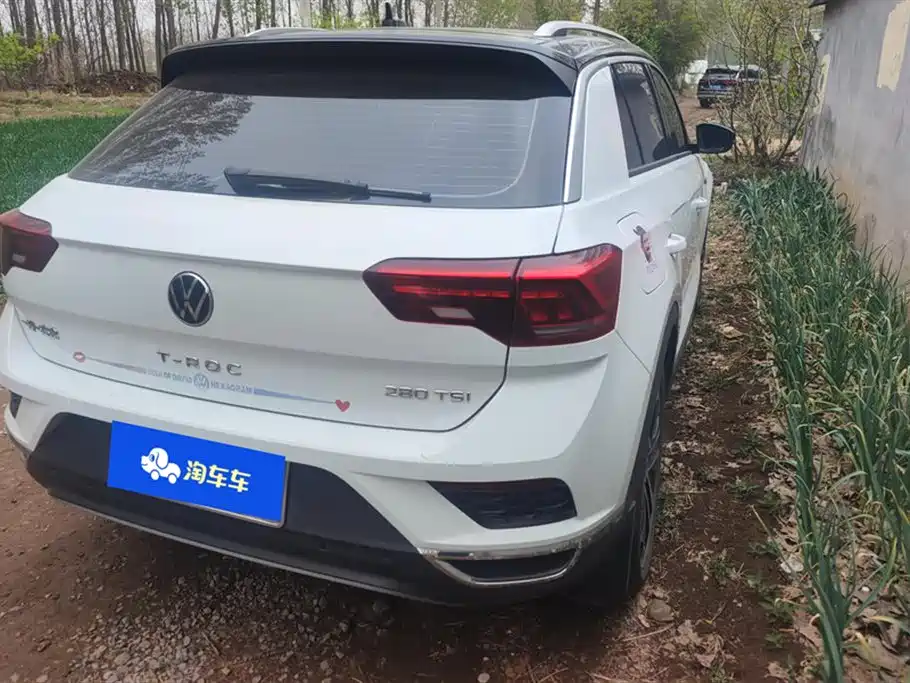 VOLKSWAGEN T ROC EXPLORING SONGS