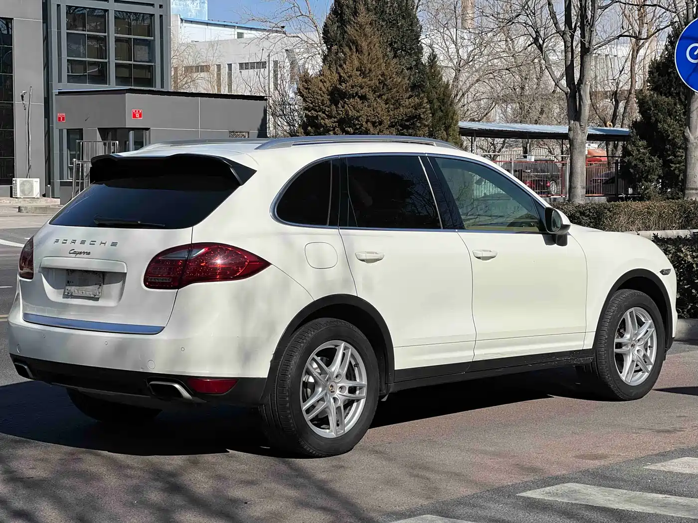 Porsche Cayenne 2011 Cayenne 3.0T фото 31