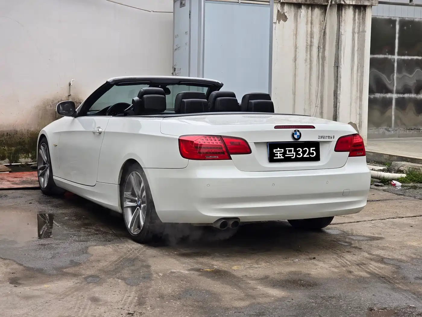 BMW 3 Series (Import) 2011 325i Convertible Coupe фото 12