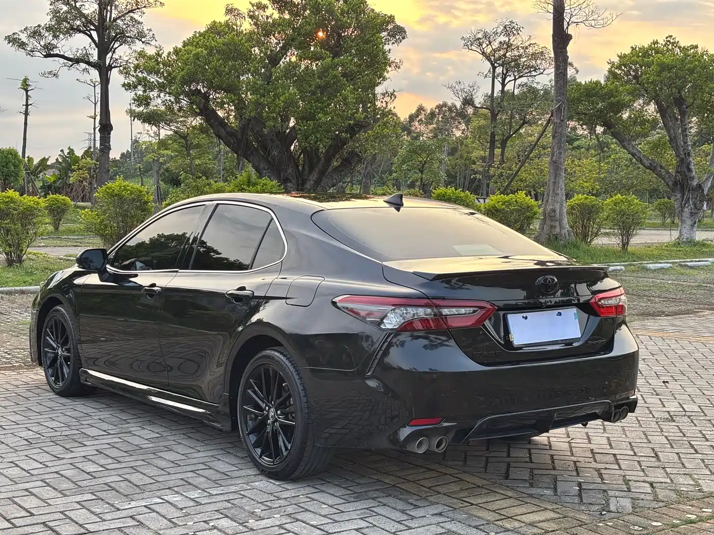 Toyota Camry 2023 2.5G Luxury Edition фото 5