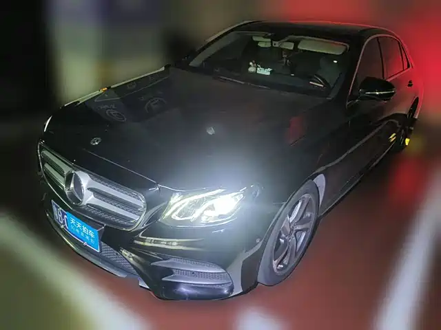 Mercedes-Benz E-Class 2018 Facelift E 300 L Luxury — фото 1