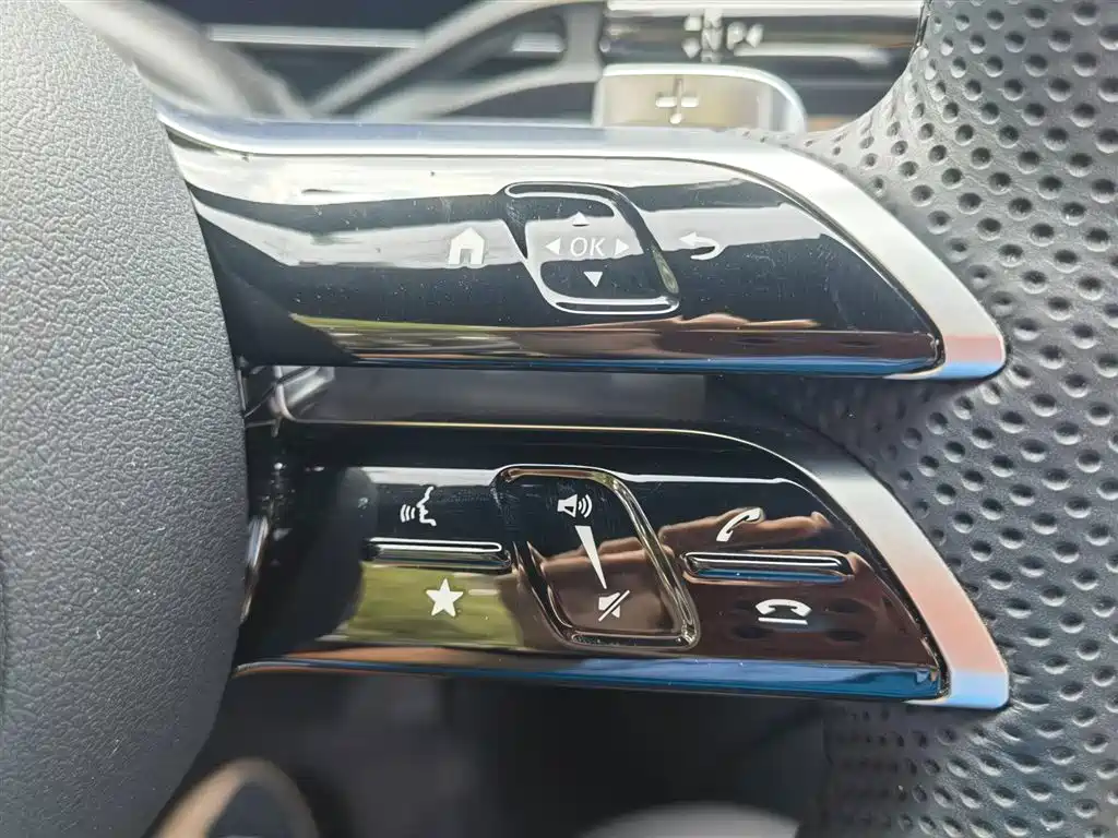 Mercedes-Benz GLC 2024 GLC 300 L 4MATIC Dynamic 5-seater фото 35