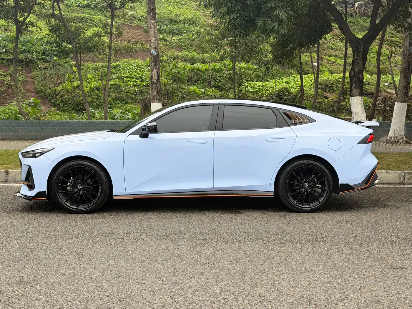 CHANGAN UNI-V