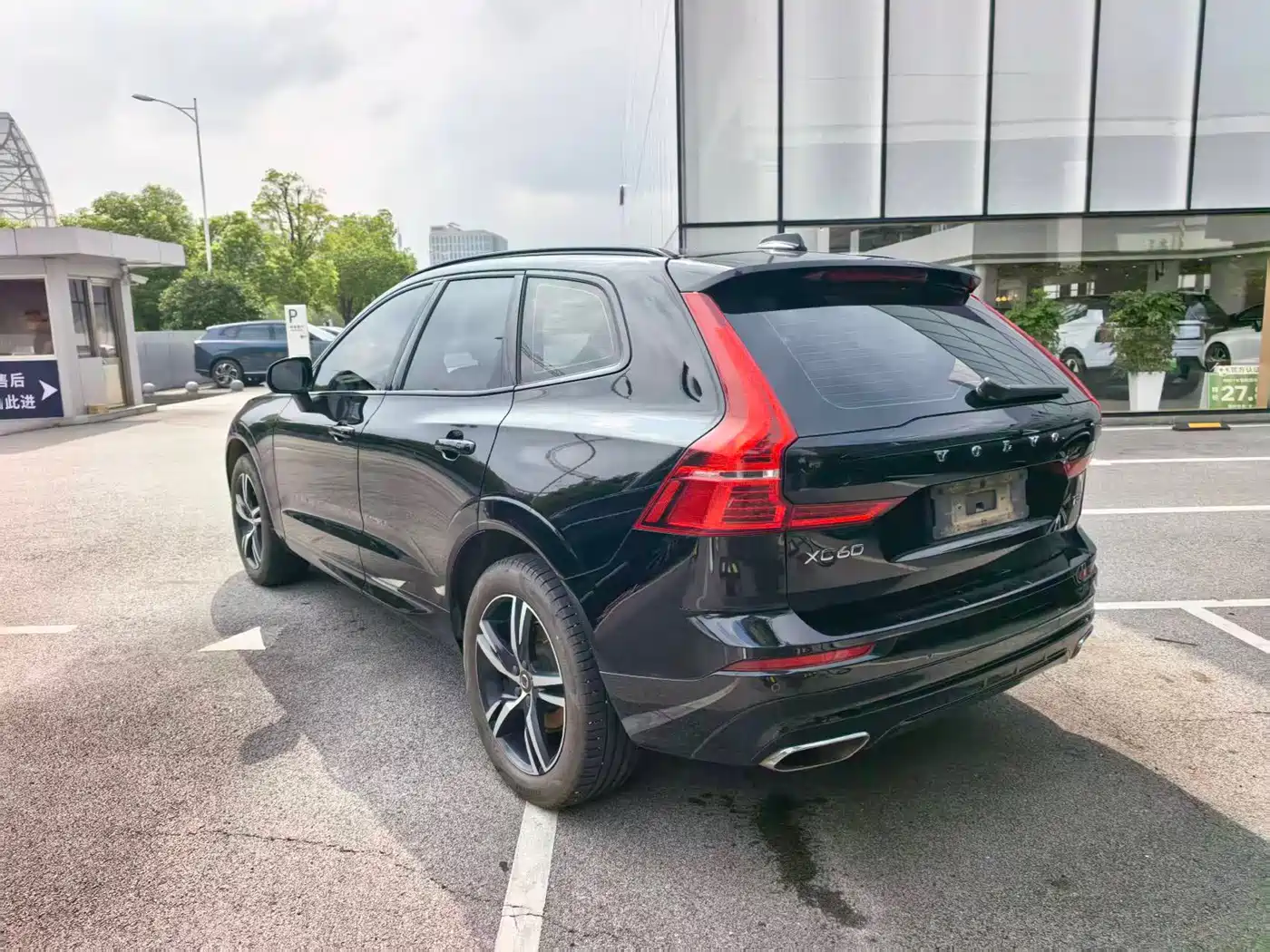 Фото 15 - Volvo XC60
