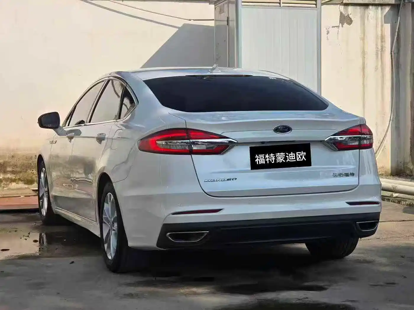 FORD MONDEO