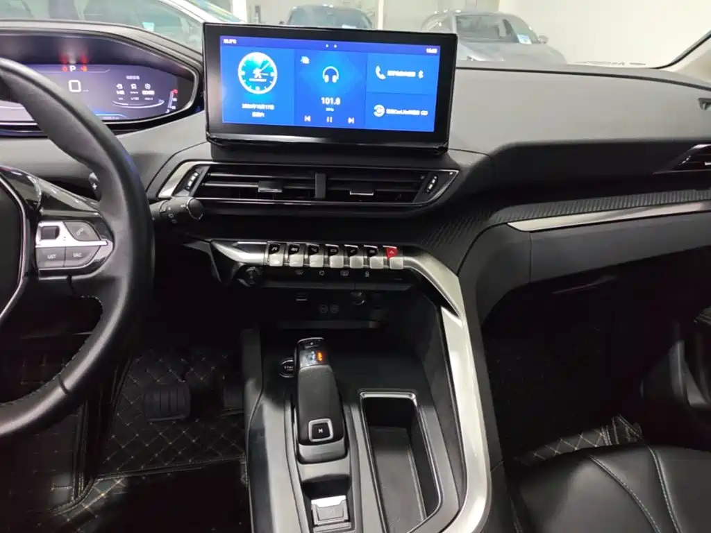 صورة 13 - Peugeot 4008