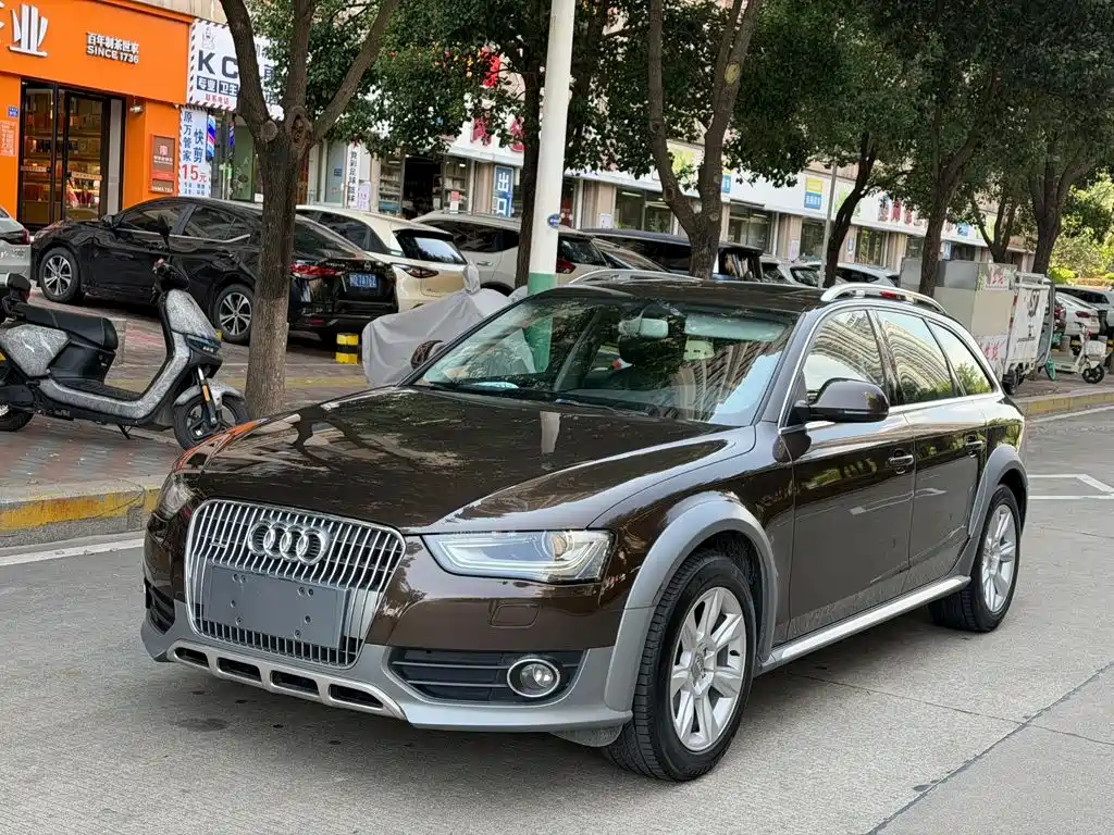 Audi A4 (Import) 2013 — пригон из Китая