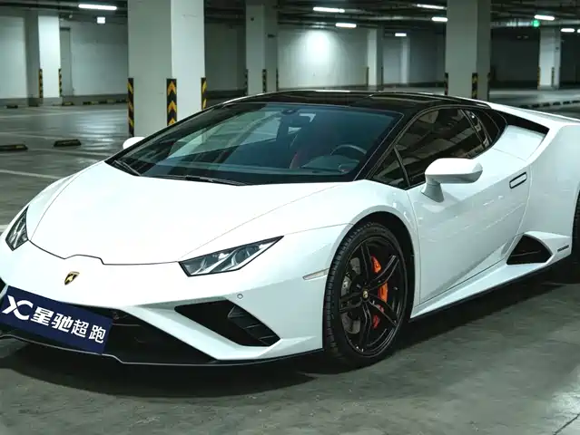 LAMBORGHINI HURACÁN 2023