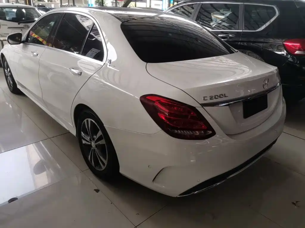 Фото 5 - Mercedes-Benz C-Class