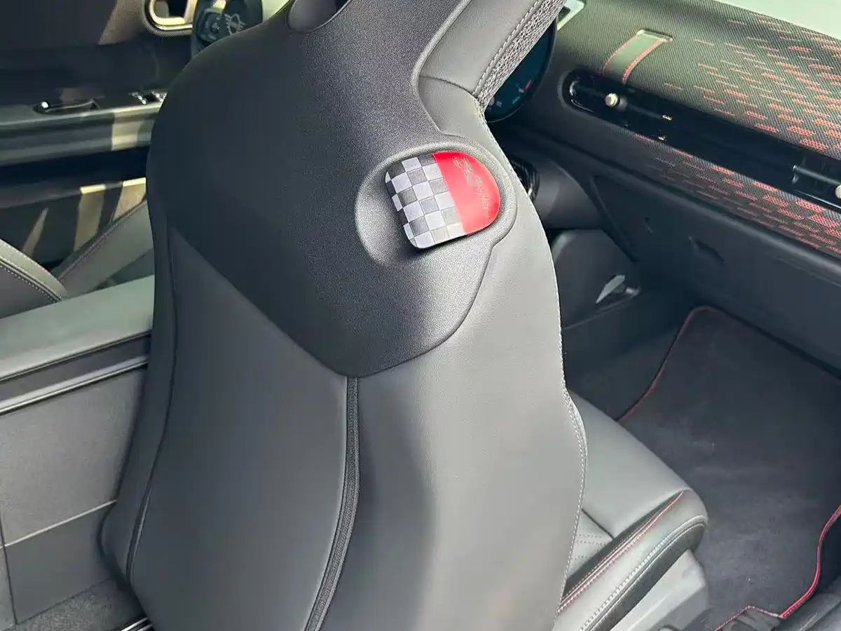 MINI JCW 2025 2025 JOHN COOPER WORKS