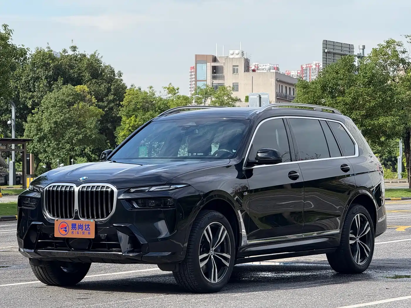 BMW X7 2023 xDrive40i Exclusive M Sport Package фото 3
