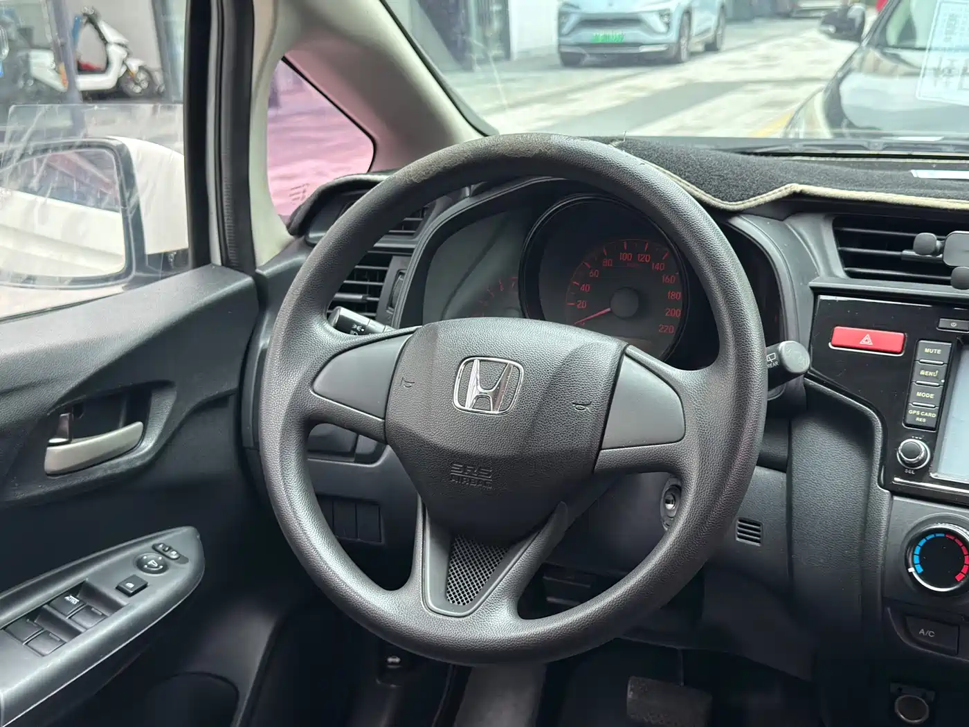 صورة 17 - Honda Fit