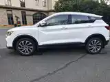 Фото 4 - Geely Coolray