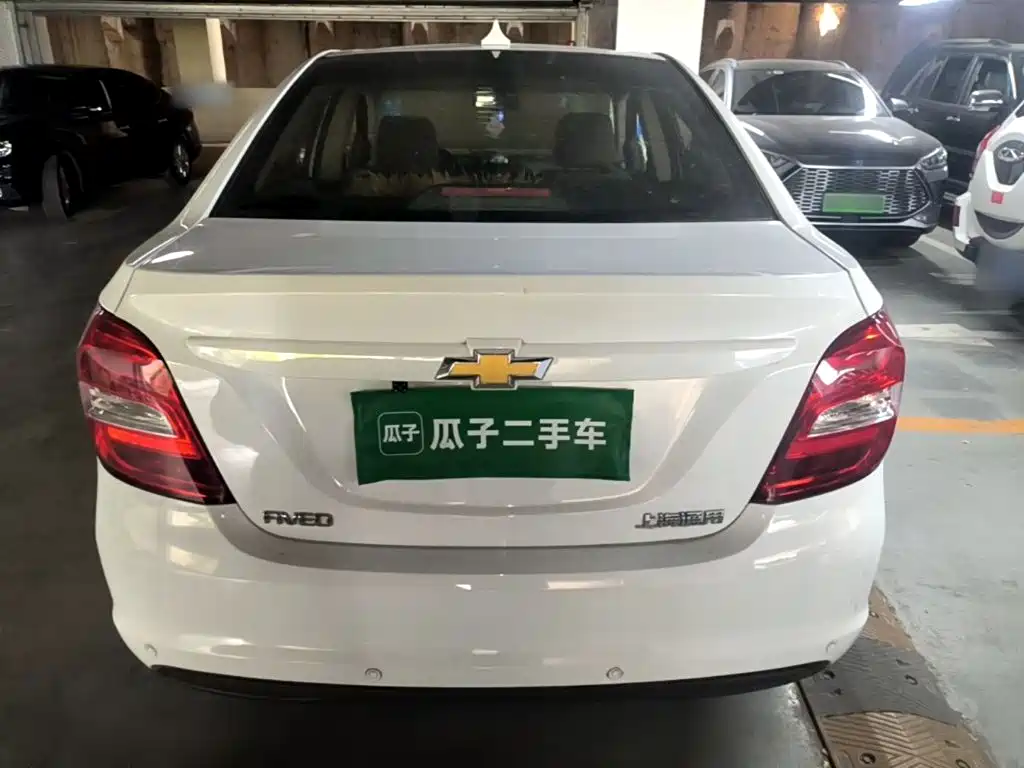 Chevrolet Aveo 2015 2014 Sedan 1.4SL MT Comfort Edition