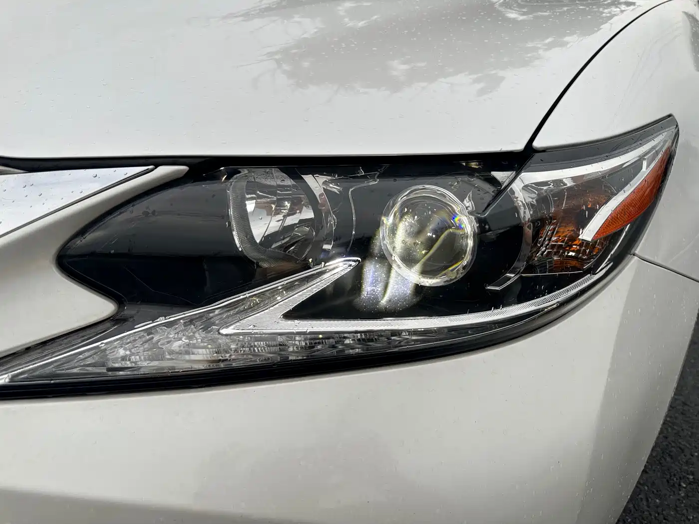 Фото 14 - Lexus ES