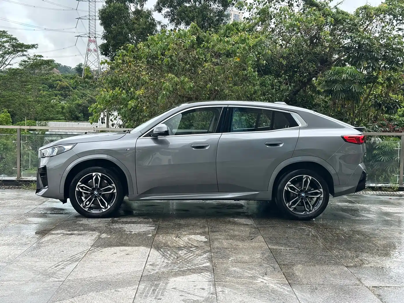 BMW X2 (Import) 2025 2024 sDrive25i M Sport Package