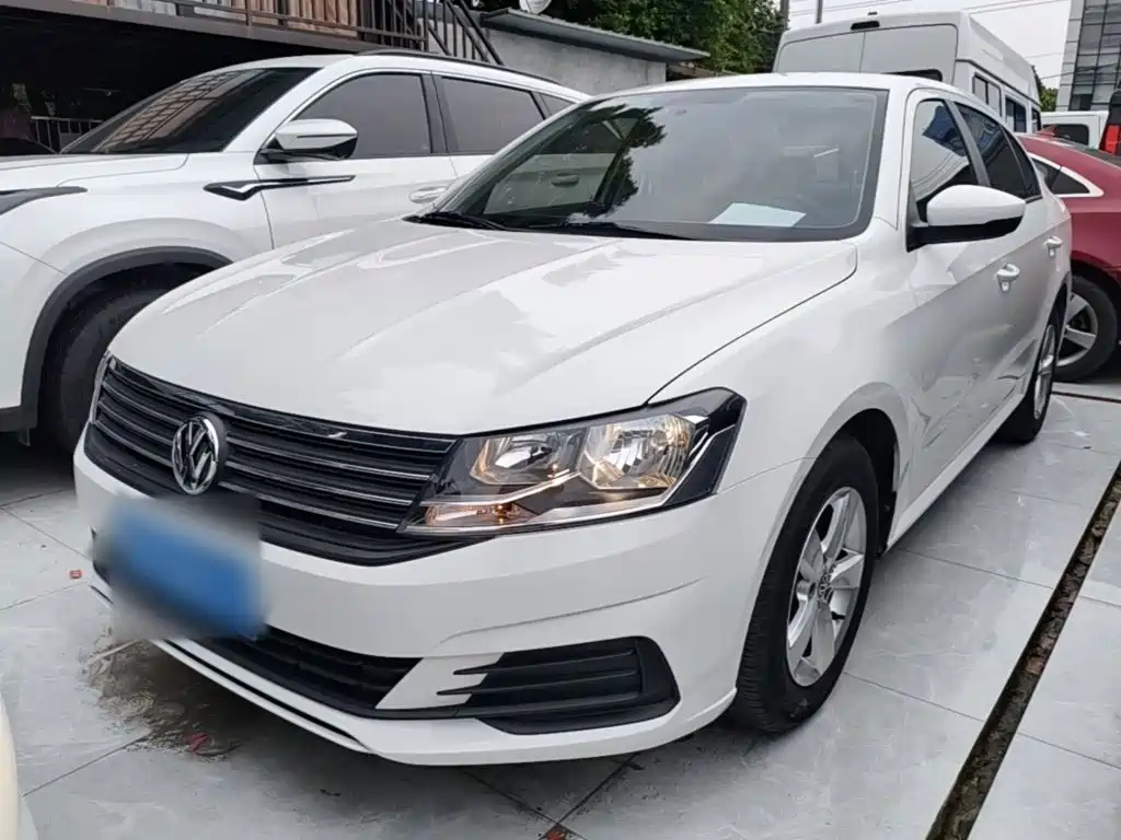 Фото 2 - Volkswagen Lavida