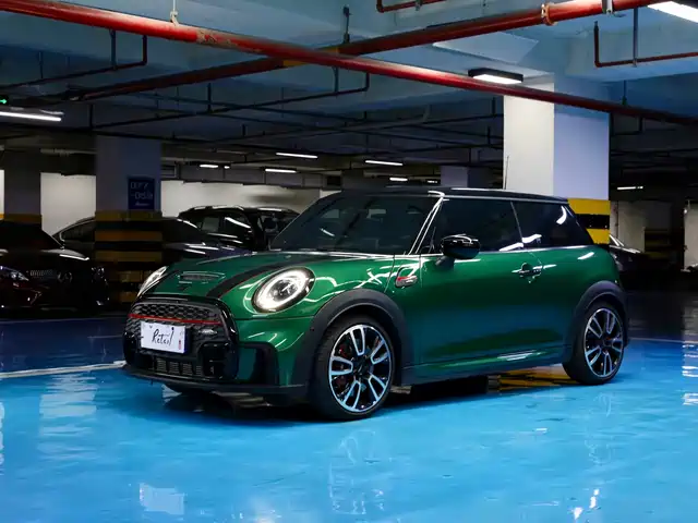 MINI JCW