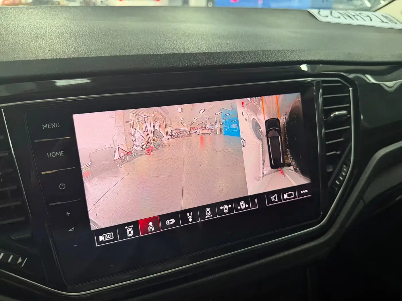 VOLKSWAGEN T-ROC EXPLORING SONGS