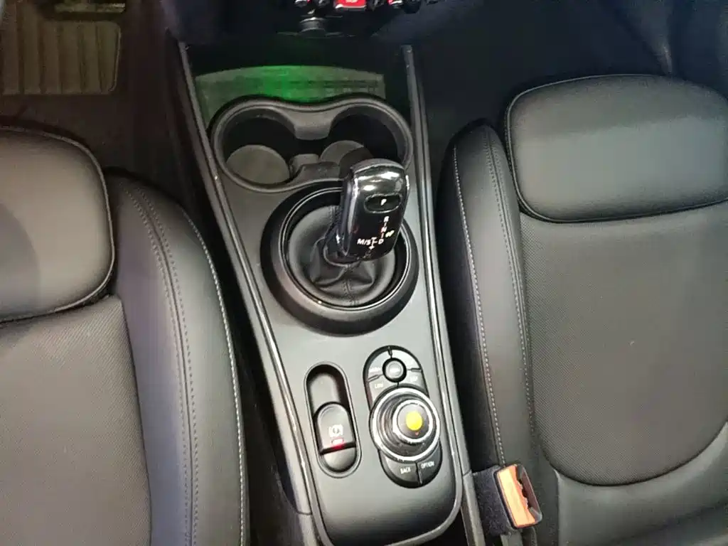 Photo 14 - MINI COUNTRYMAN