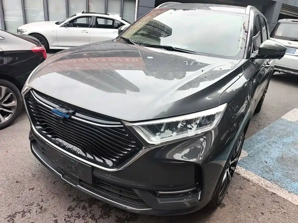 Changan Oshan X7 2021 1.5T Face Recognition Full-Auto Parking Space Leisure Edition