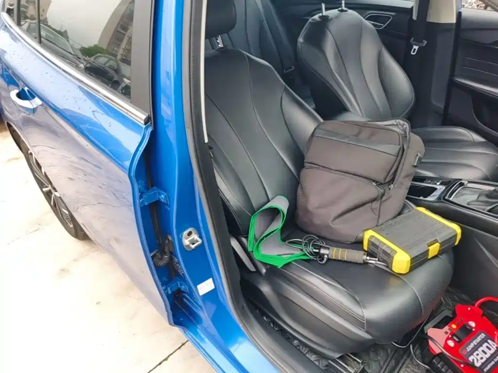 Фото 25 - Roewe i5