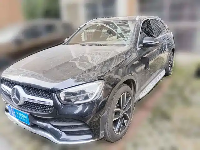 Mercedes-Benz GLC 2021 GLC 260 L 4MATIC Luxury — фото 1