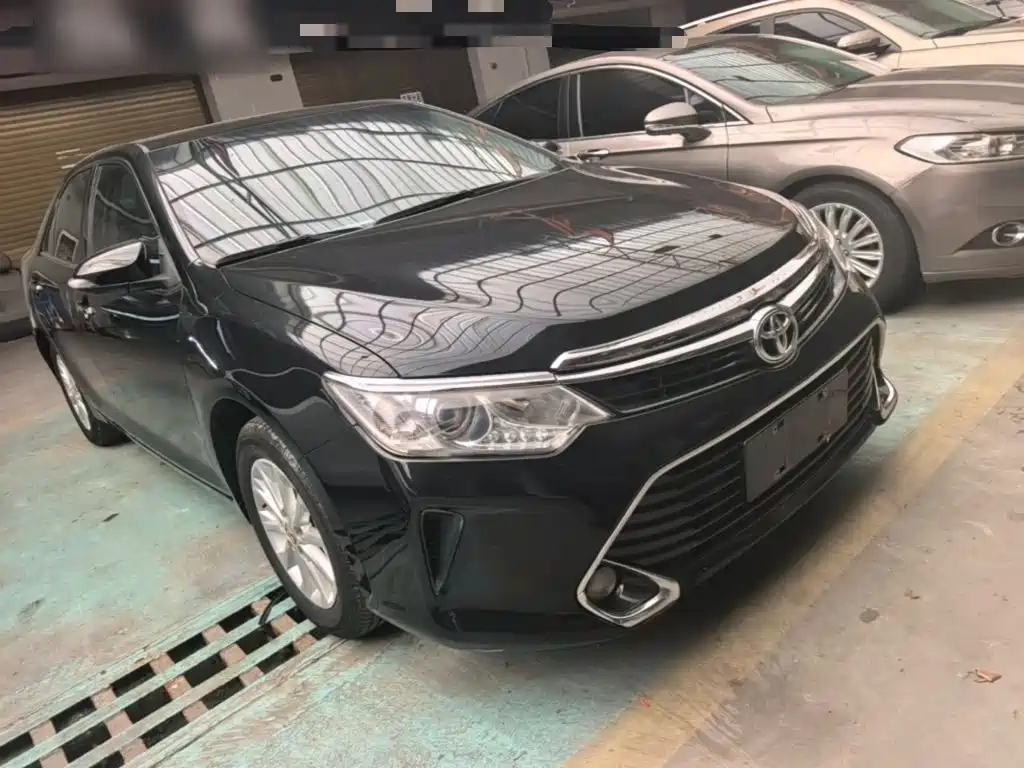 Toyota Camry 2017 2016 2.0G 10th Anniversary Leading Edition