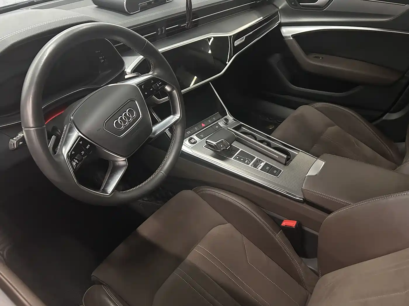 Audi A7L 2022 45 TFSI S-line Dream Builder Edition фото 6
