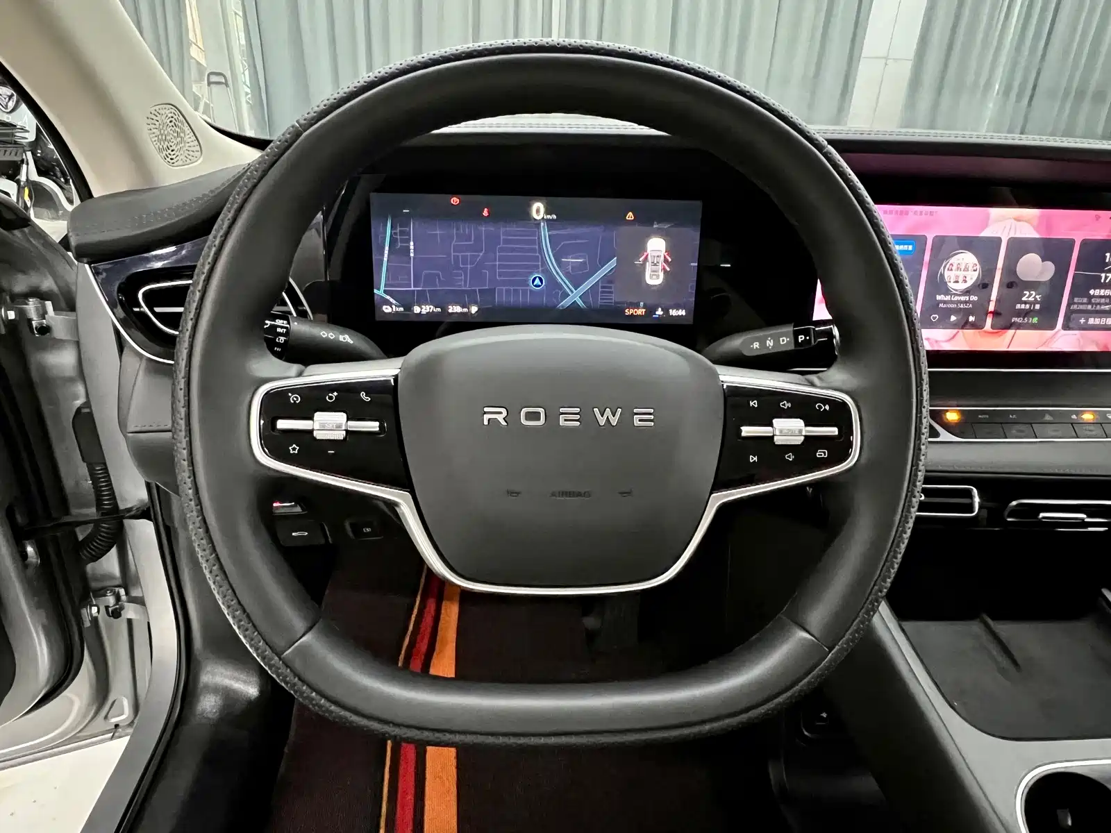 Фото 11 - Roewe D7