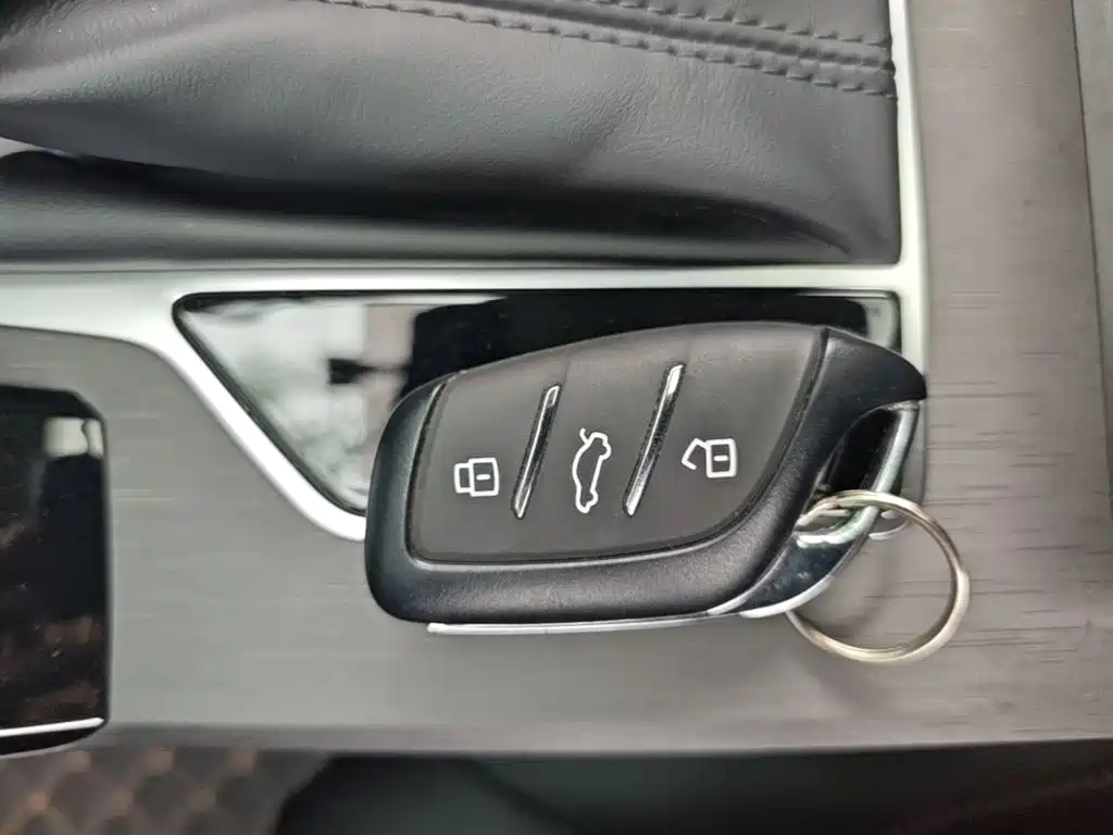 Roewe i5 2026 2026 1.5L CVT Luxury